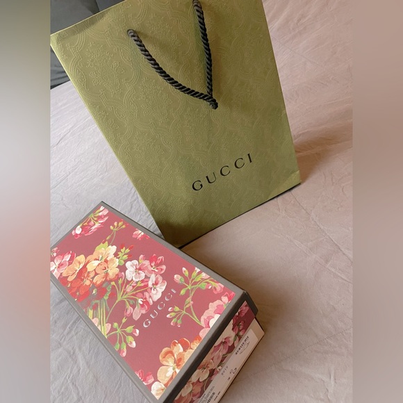 Gucci Shoes Gucci Shopping Bag Shoe Box And Dust Bags Poshmark